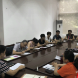 “圆桌会议”激发“头脑风暴” 碰撞更优学习方法