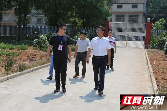 慈利：深入基层慰问暖人心