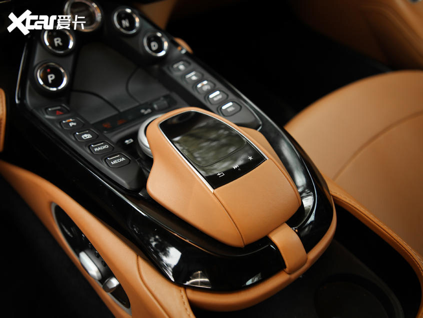 阿斯顿·马丁2018款V8 Vantage
