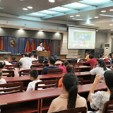 近视防控“1+1”科普教育 让孩子拥有“光明的未来”