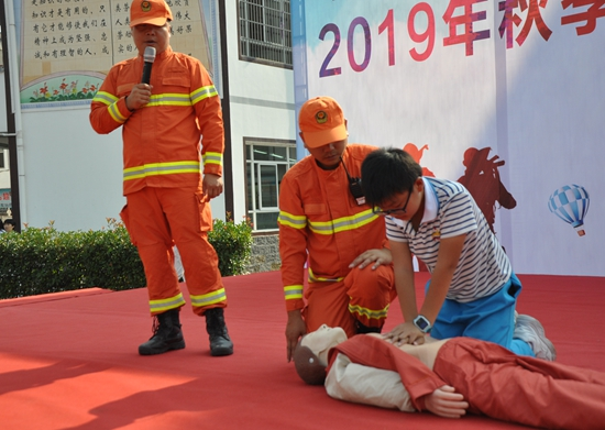 DSC_1106.JPG DSC_1106.JPG