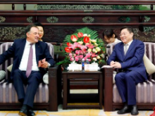 杜家毫会见德国道依茨全球首席执行官兼董事长弗兰克·席勒