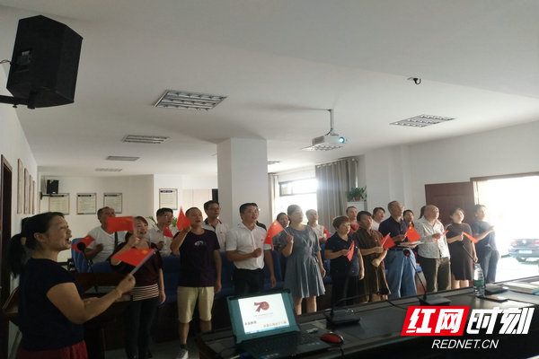 合唱现场.jpg 合唱现场.jpg