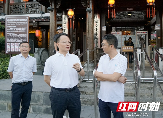郑小胡调研国庆节前景区安全生产工作