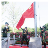 湖南各地举行升旗仪式：向国旗敬礼，为祖国庆生！