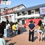 溆浦干部群众踊跃收听收看国庆直播： “我们都有一个家，名字叫中国！”