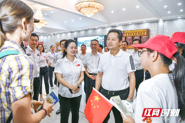 微信图片_20191001223624_副本.jpg