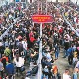各部门全力迎接国庆黄金周出行高峰
