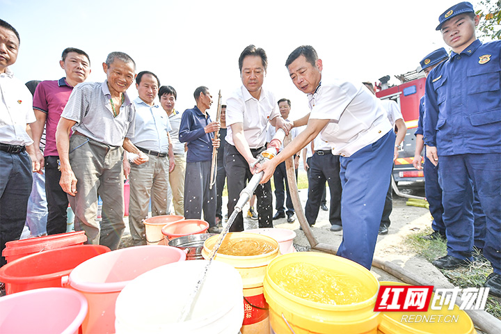 张家界：虢正贵深入永定区指导抗旱工作