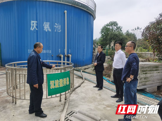 张冲一行带队来武陵源科协开展调研
