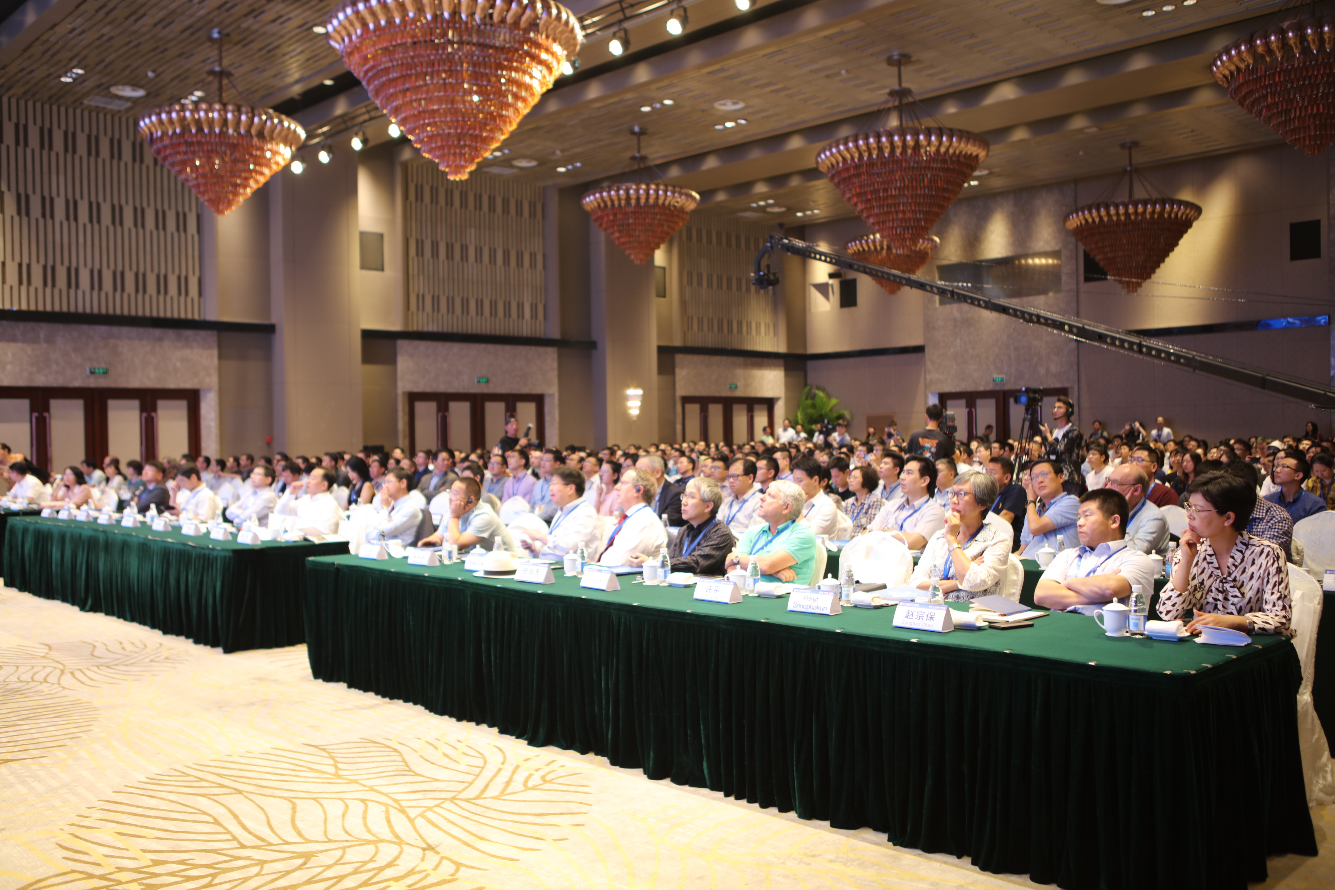 如图片无法显示,请刷新页面