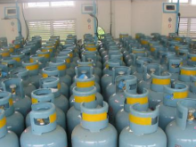 液化气罐着火后先灭火还是先关阀门？