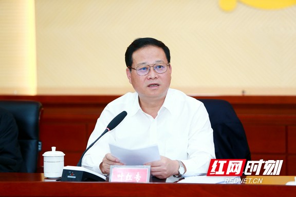 湘西州委书记叶红专等州级领导和州直相关部门负责人考察了湘西经开区