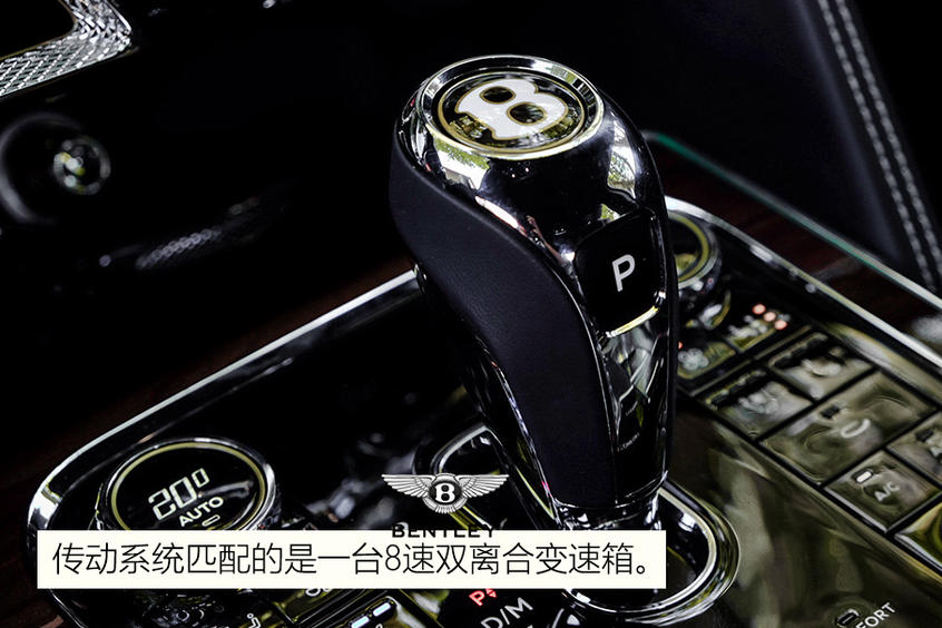 海外抢先试驾全新飞驰动态