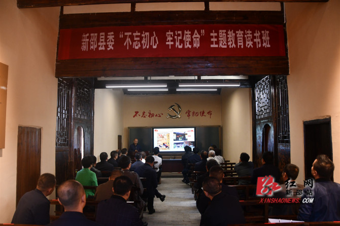 17f97ed2cbd6d86863288a6ed781752.jpg