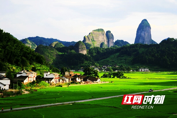 湖南崀山景区：“共和国勋章”等获得者可享受终身免费游待遇
