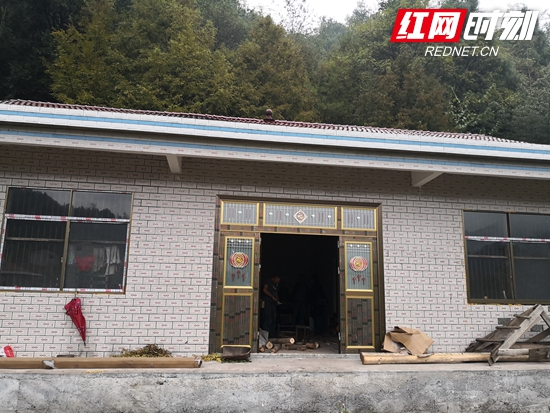桑植县：精准扶贫 让夏家峪村民乐开花