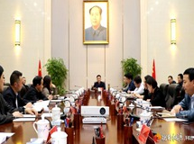 桃源县委书记周代惠主持召开县委农村工作领导小组第一次会议