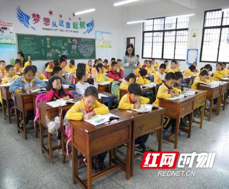 索溪中心学校：“研”促成长 “磨”中提升