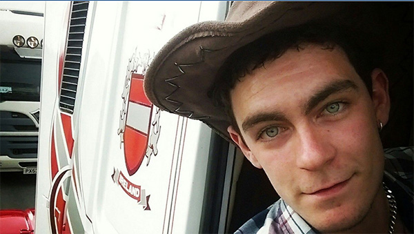 货车司机莫·鲁滨逊(Mo Robinson)