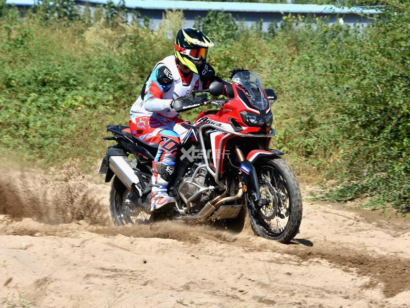 本田;Honda;CRF1000L AfricaTwin;本田非洲双缸