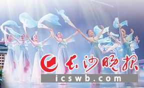 雨花区群众文化活动蓬勃兴起，为市民打造了更多主唱主演的大舞台。资料照片
