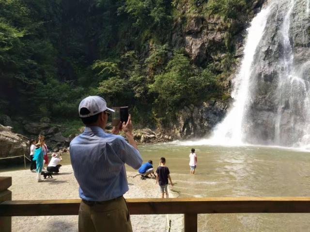 “旅游板块说”专家游碧竹再次致信陈黎明，希望咬住雪峰不放松，打造文旅融合大品牌