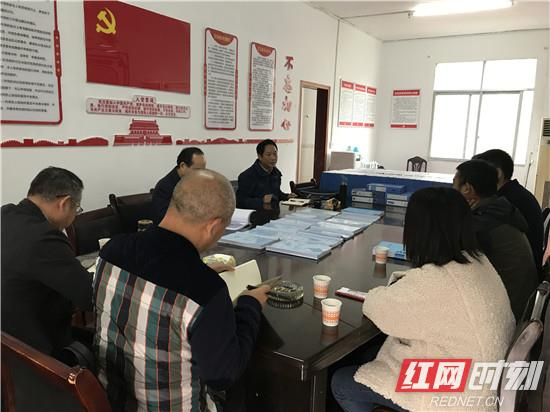 汪业元到桑植县龙潭坪镇调研指导脱贫攻坚工作
