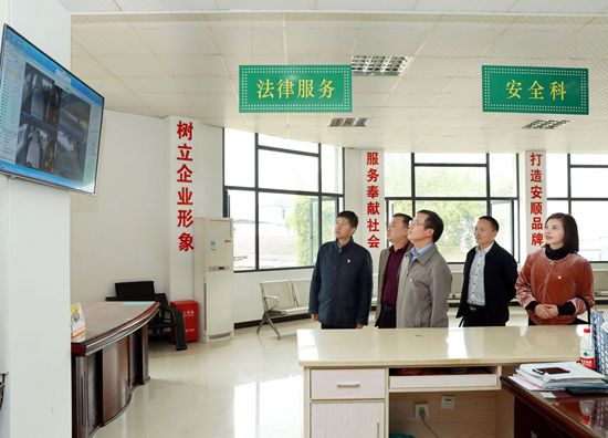 张家界市市场监管局调研非公企业党建工作