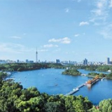 长沙既要“蓝天”也要“颜值”！谭勇：以绣花的功夫精细化管理城市