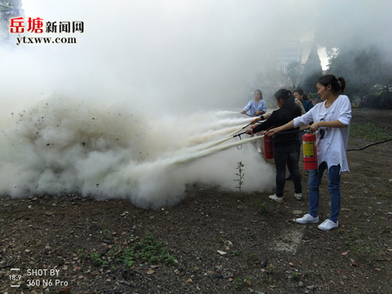 IMG_20191018_151543应急演练_副本.jpg