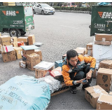 8228元！长沙快递小哥收入追上深圳广州 企业却仍“招工难”