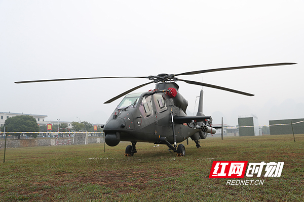 AU0I8604副本.jpg