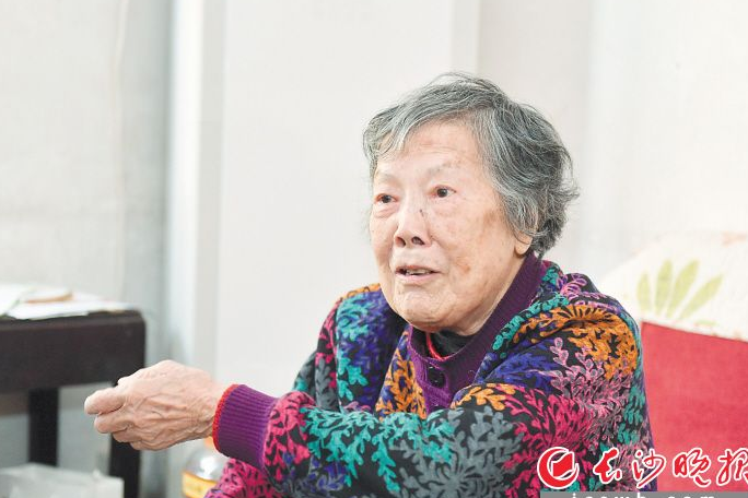 潘侠仁讲述父亲潘心元对革命至死不移的故事