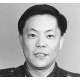 崔大庆： 中弹后仍紧紧抓住歹徒的手