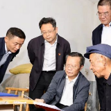 胡忠雄围绕主题教育到望城开展“三走访三签字”工作