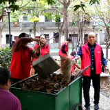 践行初心使命 党员志愿者为群众办实事好事