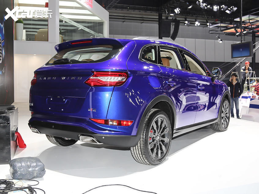 陆风汽车2019款荣曜