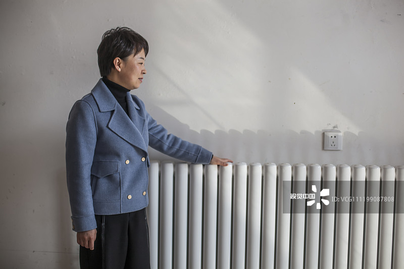 2019年3月6日，山东滨州。
村民家家户户安上了清洁温暖的暖气片，和城里人一样不再为冬季取暖发愁。