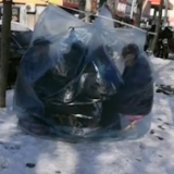 零下十几度，大爷大妈雪地搭塑料棚打扑克