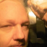 逾60名医生发公开信：阿桑奇健康状况恶化，可能死在狱中