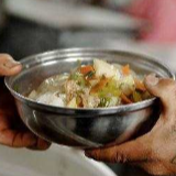 河南日报：学生“口粮”不容侵吞