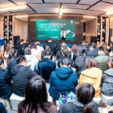 揭秘聚龙小镇的魅力 长房营销学院第四课开讲