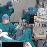 患者颅腔已打开，地震来了！医护人员确认下眼神......