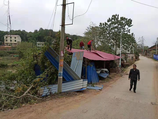 proxy_??.jpg proxy_??.jpg