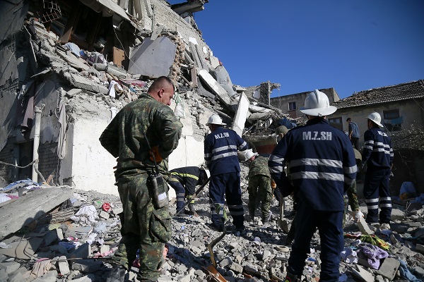 albania-earthquake-death-toll.jpg