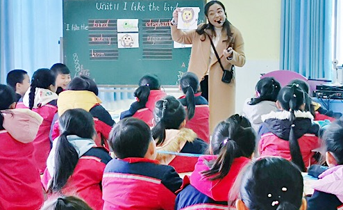 靖州飞山小学开展英语教研活动