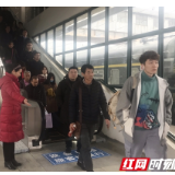 永州火车站主体站房基本完工 天桥站台首次启用电梯