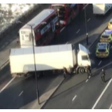 英国警方确认伦敦桥袭击案嫌犯身份：28岁男子，去年底出狱