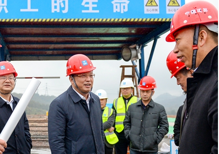 雷绍业调度五夷芯视界半导体产业园项目建设